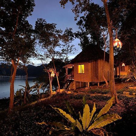Sunwaree Phi Phi Resort Buitenkant foto
