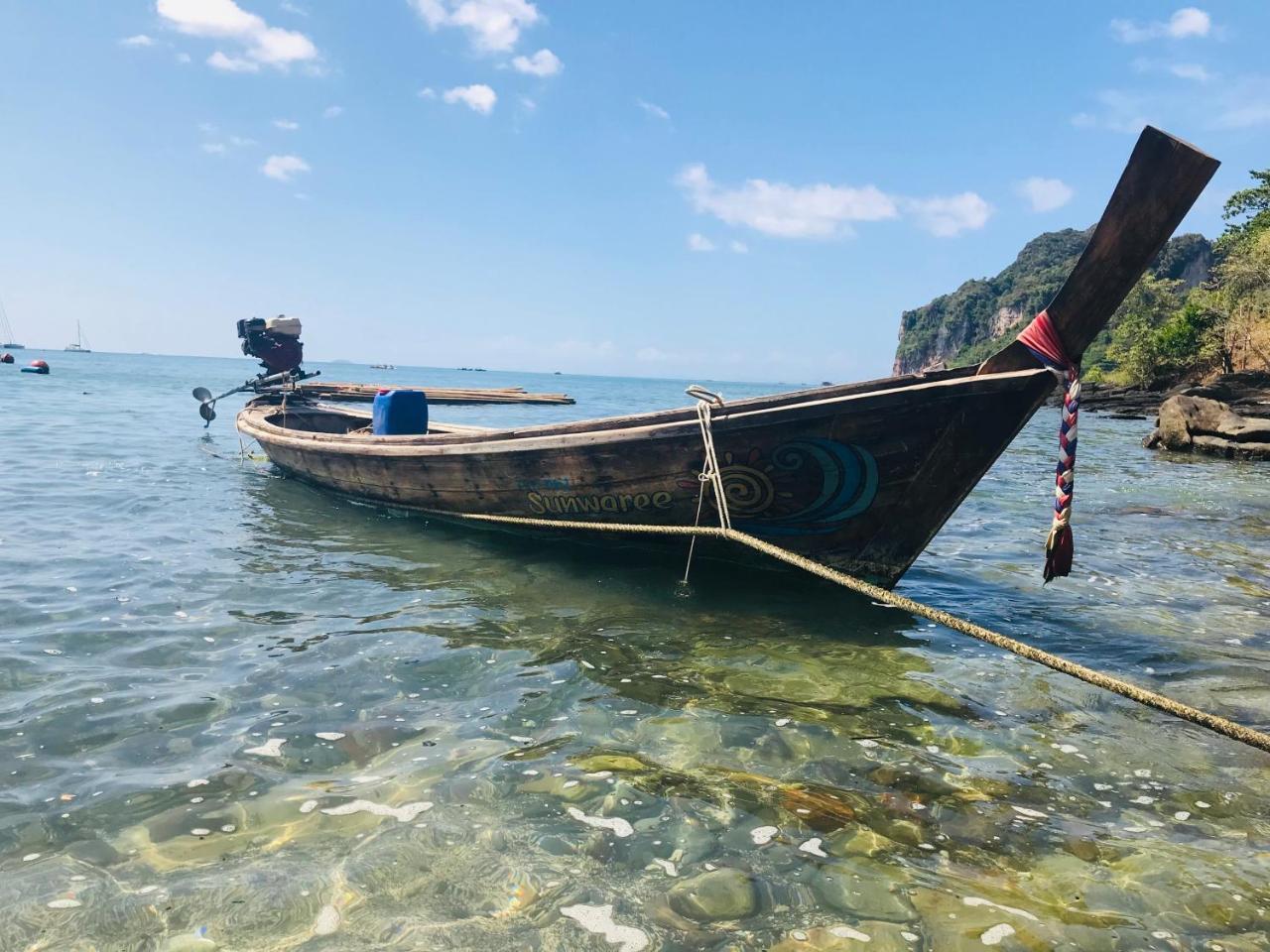 Sunwaree Phi Phi Resort Buitenkant foto