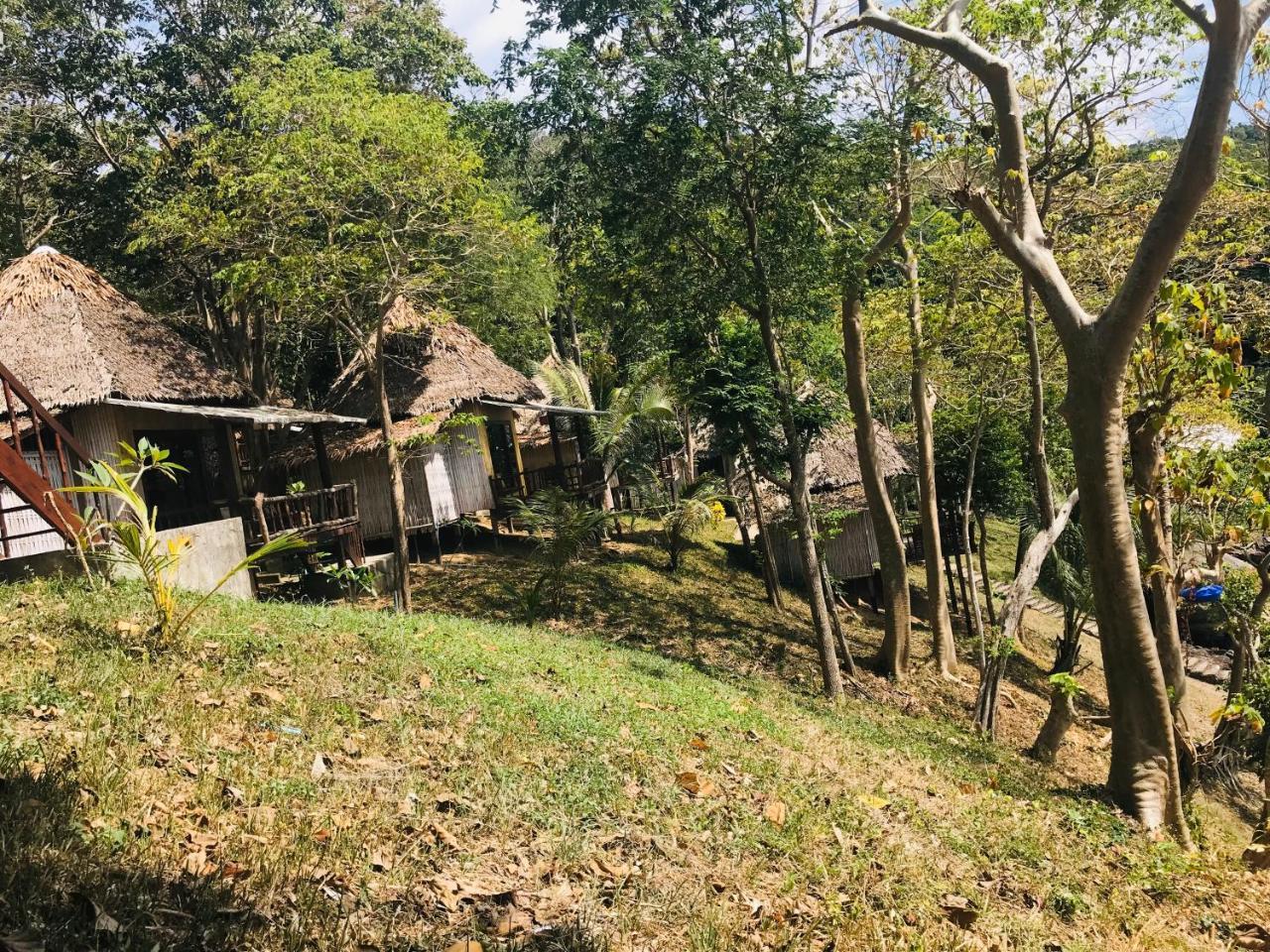 Sunwaree Phi Phi Resort Buitenkant foto